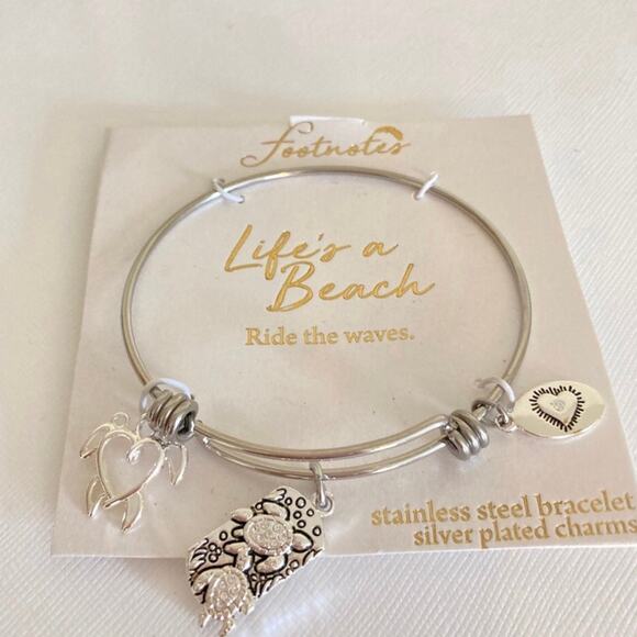 Footnotes Beach Turtle Themed Stainless Steel Bracelet with Silver Plated Charms - Picture 3 of 3